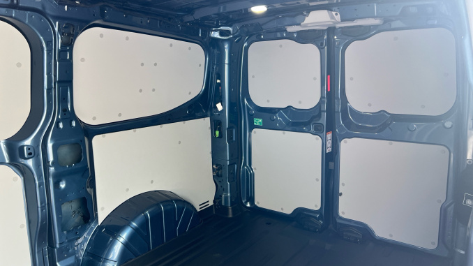 Ford Transit Custom 280 L1 Diesel Fwd 2.0 EcoBlue 136ps H1 Van Limited - Image 16